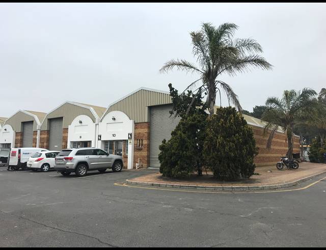 150M² MINI FACTORY RENTED IN BRACKENFELL INDUSTRIAL